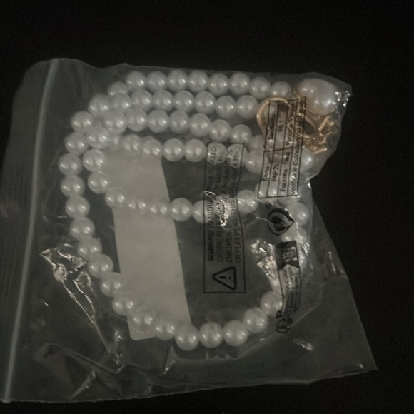 New in package 1 Necklace + 1 Bracelet Elegant 2 piece Jewelry Set NEW - Picture 5 of 5